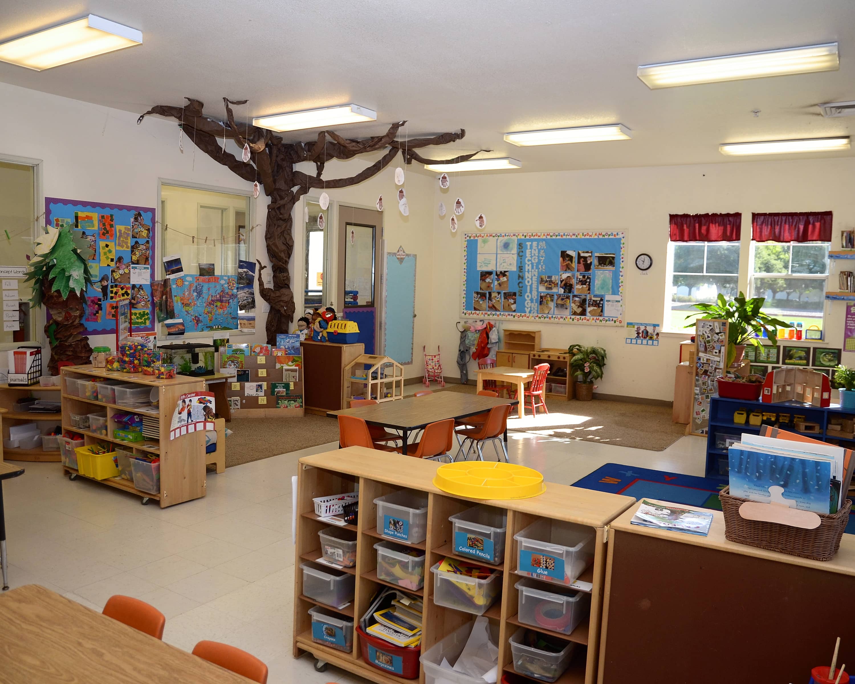 La Petite Academy of Windsor in Windsor, CA 9451 Brooks Rd La